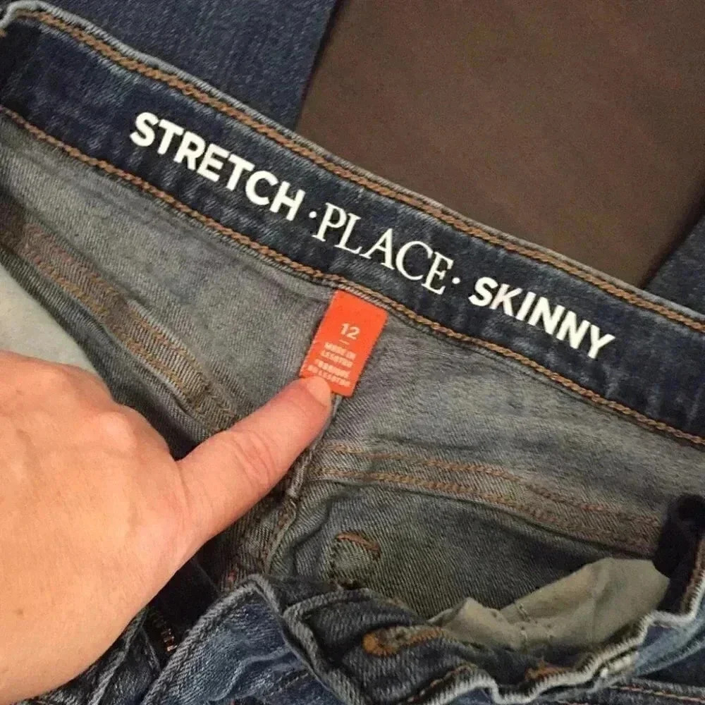 Children’s Place stretch skinny jeans - Picture 3 of 4